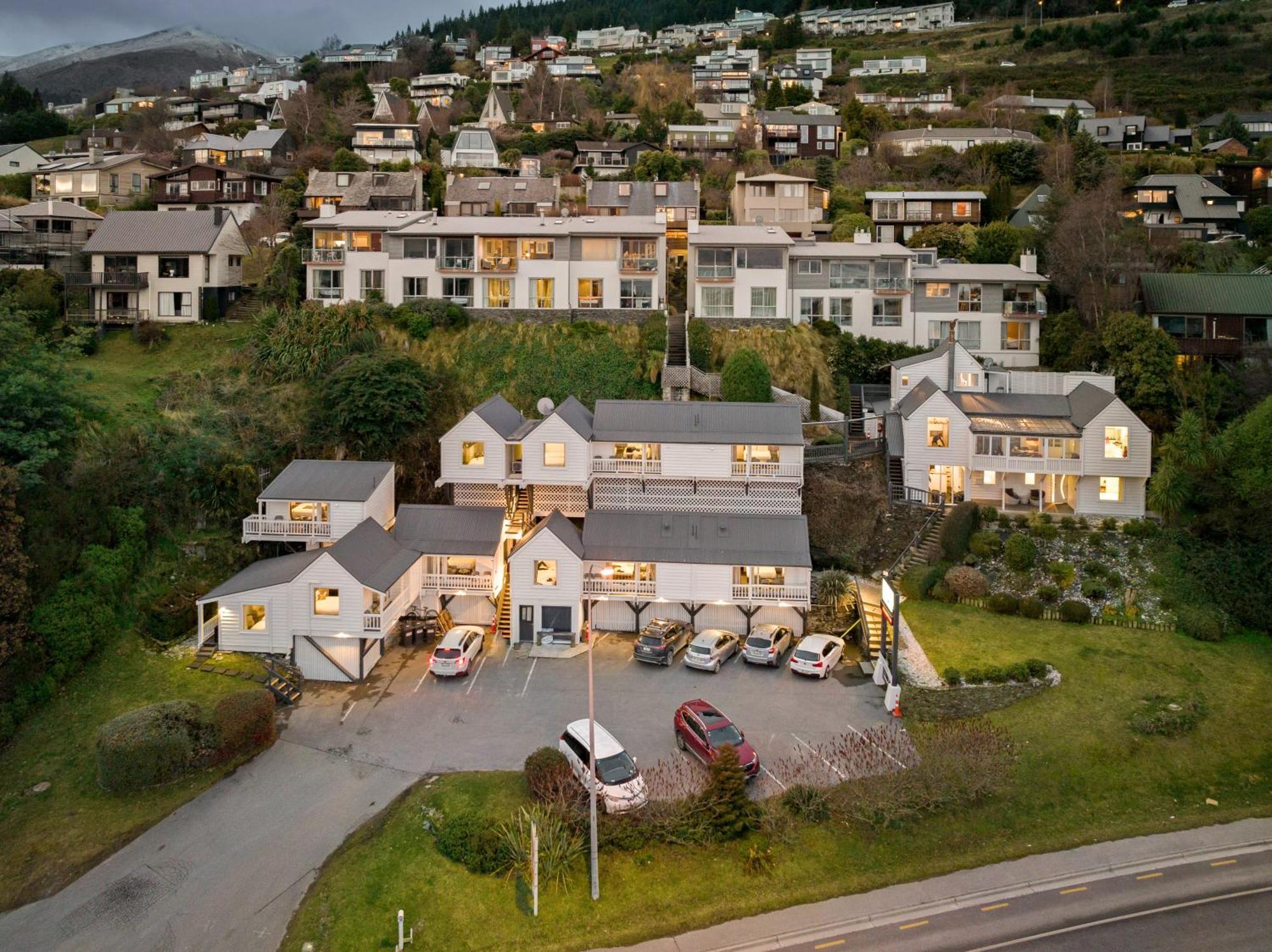 Lakeview Colonial Motel Queenstown Buitenkant foto